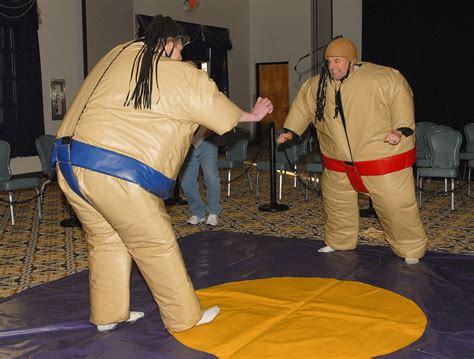 Sumo Showdown Bwin